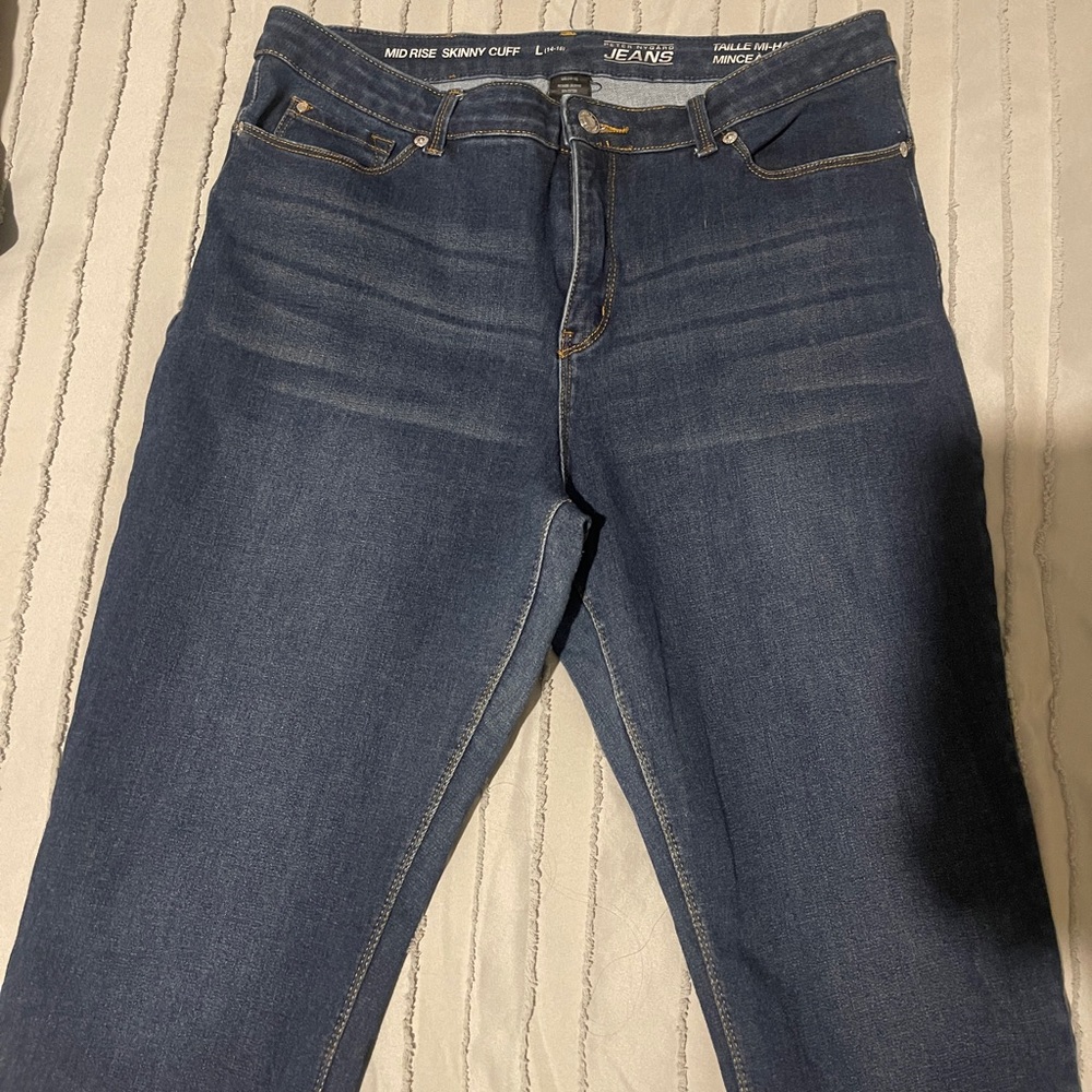 Nygard mid rise jeans